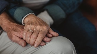 Ternyata Ini Pemicu 'Gray Divorce', Cerai usai Nikah Puluhan Tahun Meningkat