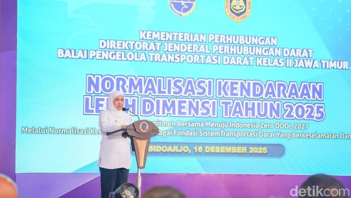 Khofifah Komitmen Siap Wujudkan 2027 Zero ODOL