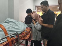 Tiba di Rumah Duka, Jenazah Kusnadi Disambut Isak Tangis