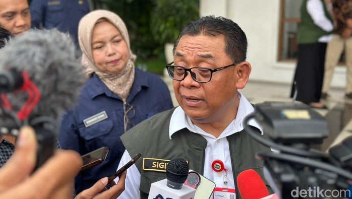 Pemprov Jatim Tunggu Regulasi Pemerintah Pusat Soal UMP-UMK