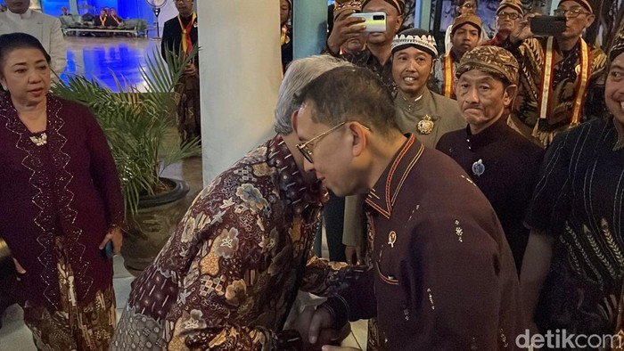Pesan Fadli Zon di Keraton Solo: Berharap Iklim Kondusif di Sini