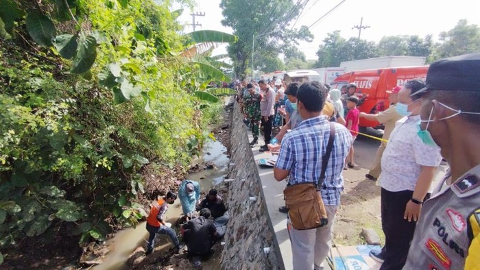 Jenazah Wanita Ditemukan di Sungai Wonorejo Pasuruan Gegerkan Warga