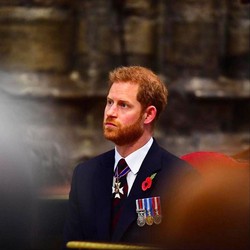 Pangeran Harry Bongkar Persaingan Sengit di Keluarga Kerajaan Saat Akhir Tahun