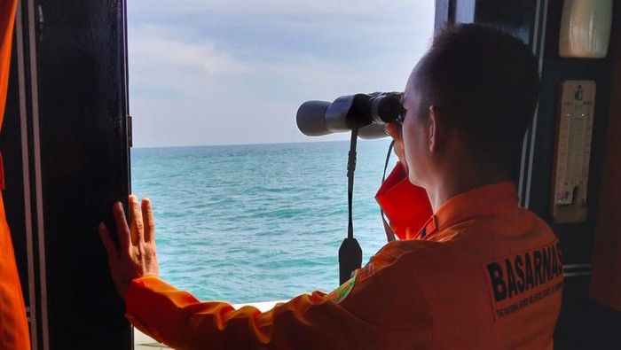 Kapal Nelayan Indramayu Tenggelam di Laut Jawa, 10 ABK Hilang