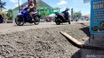 Pembangunan Jalan Baru di Kepanjen Malang yang Lebih Tinggi Dari Pemukiman