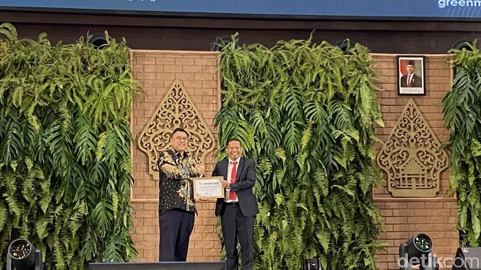 Undip Raih Penghargaan UI GreenMetric 2025, Peringkat 2 Kampus Berkelanjutan