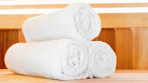 Salah Makan! Pria Ini Kunyah Handuk Hangat di Resto yang Dikira Permen Mint Salah Makan! Pria Ini Kunyah Handuk Hangat di Resto yang Dikira Permen Mint