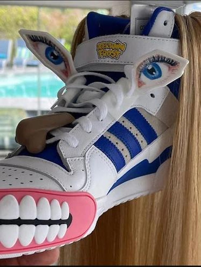 Sepatu-Sepatu Nyeleneh yang Terlalu Kreatif untuk Diabaikan