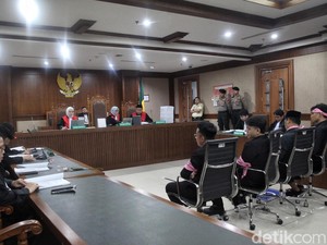 2 Terdakwa Kasus Penghasutan Unggah Konten Minta Prabowo-Gibran Mundur