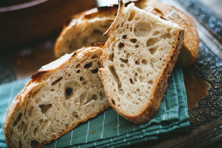 Sourdough vs Roti Biasa, Mana yang Lebih Enak dan Sehat?