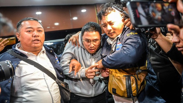 YouTuber Muhammad Adimas Diperiksa Polda Jabar Usai Ditangkap di Semarang