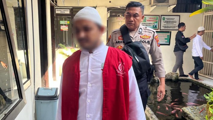 Sopir Truk di Mojokerto Perkosa Putri Tiri di Mojokerto Bermodal Ayam Geprek