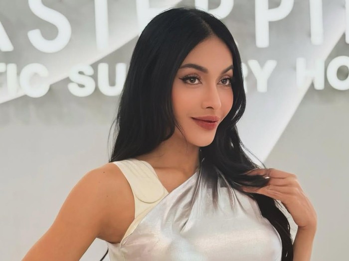 Alasan Denada Operasi Lagi, Kini Bagian Dada