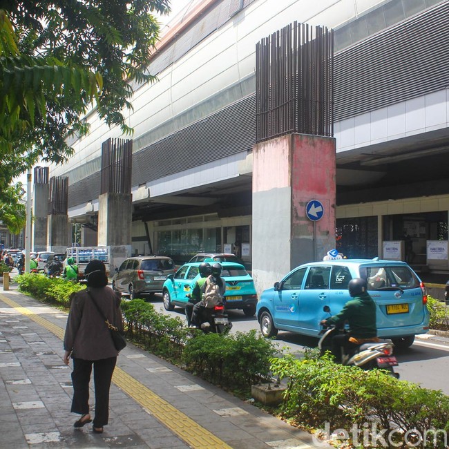 Deretan Tiang Monorel yang Mau Dibongkar Pramono