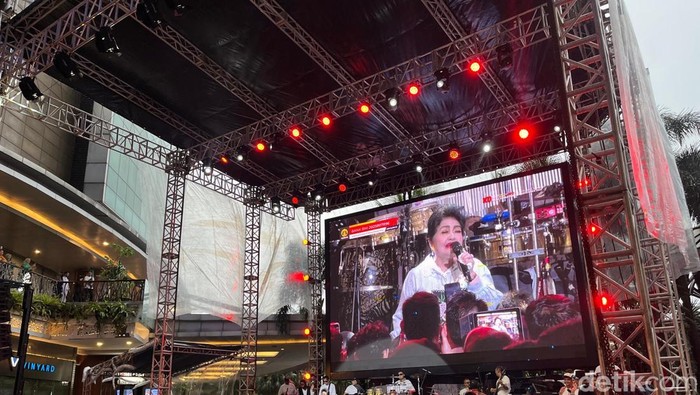 Ernie Djohan Minta Doa Agar Selalu Sehat di Usia 74 Tahun