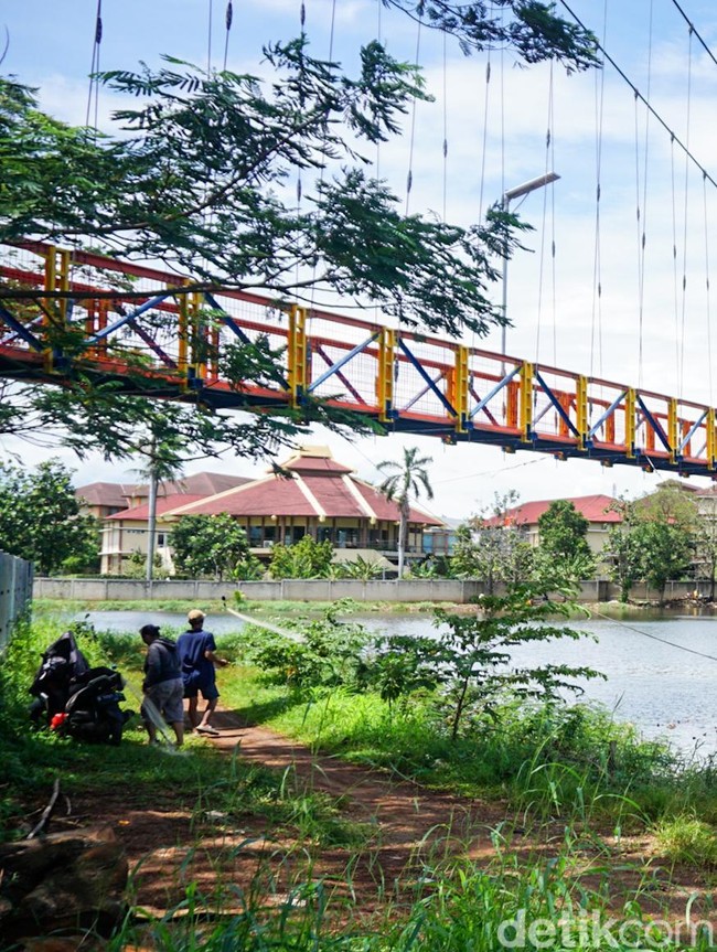 Jembatan Juara Depok Ditutup Sementara Gegara Cuaca Ekstrem