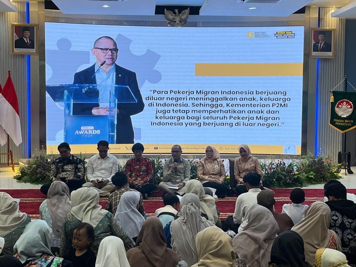 Menteri P2MI Santuni Anak-anak PMI, Gelar Lomba Puisi-Baca Dongeng