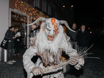 Cerita Unik Tradisi Perayaan Natal Berbagai Negara di Dunia