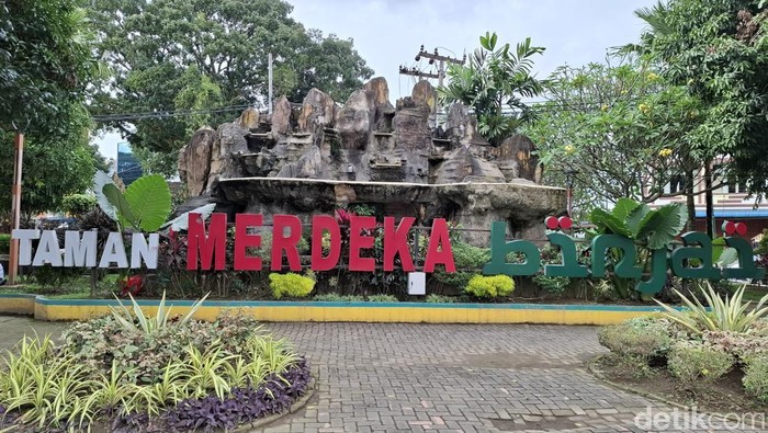 Warga Keluhkan Parkir Liar di Lapangan Merdeka Binjai