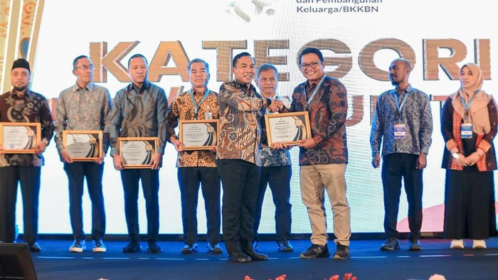 LAZ Hadji Kalla Raih Penghargaan Cegah Stunting di Genting Summit 2025