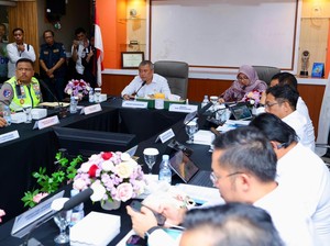 Menhub Pimpin Rakor Kesiapan Nataru di Pelabuhan Ketapang Banyuwangi