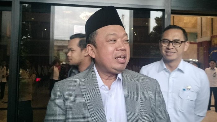 Nusron Beri Pesan Penting Usai KDM Setop Izin Bangun Rumah di Jabar