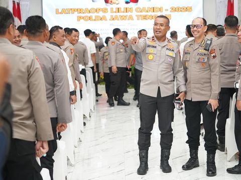 Njagani Jateng Polda Jateng saat menggelar latihan pra Operasi Lilin Candi 2025 di Gedung Borobudur Mapolda Jateng, Rabu (17/12/2025).