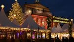 Pasar Meriah dan Instalasi Cahaya Sambut Natal di Berlin
