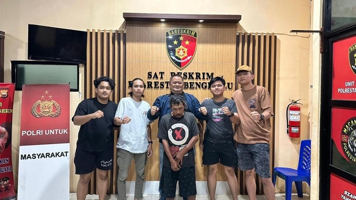 Nelayan di Bengkulu Curi Lampu Jalan, Berdalih Imbas Cuaca Buruk