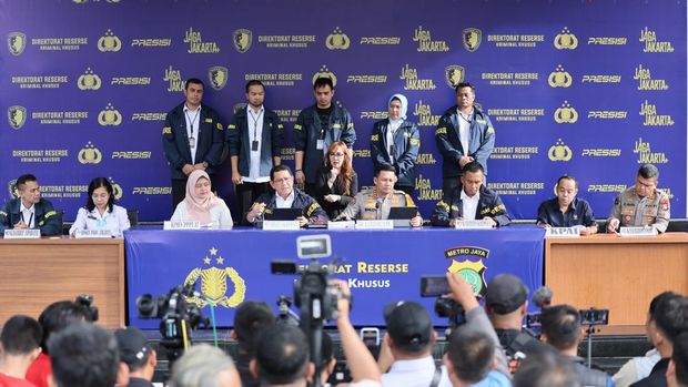 Polda Metro Jaya merilis pengungkapan kasus klinik aborsi ilegal di kawasan Jakarta Timur.