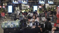 Khusus di Bandara Soekarno-Hatta, jumlah penumpang pesawat pada periode Nataru 2025/2026 diproyeksikan mencapai sekitar 3 juta penumpang atau naik 3,3% dibandingkan dengan Nataru 2024/2026.
