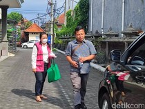Dituntut 6 Tahun Penjara, Mantan Mantri BRI Jembrana Tak Kuasa Menangis