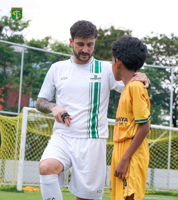 Legenda Kembali Pulang, Robertino Pugliara Kini Latih Akademi Persebaya