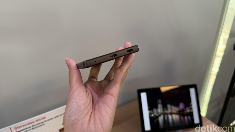 Sharp Aquos R10 dan Aquos sense10