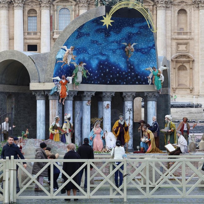 Adegan Kelahiran Yesus Karya Italia Dipamerkan di Vatikan Jelang Natal