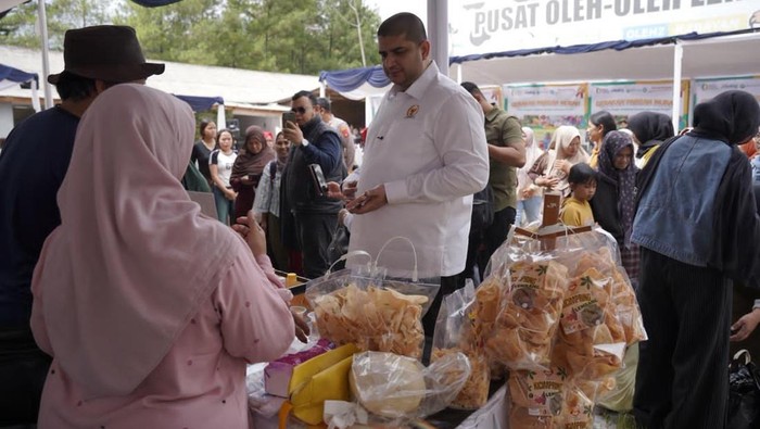Anggota DPR Rajiv Gelar Gerakan Pangan Murah di Kabupaten Bandung