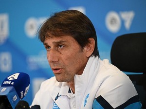 Antonio Conte Dikabarkan Tertarik Kembali Latih Timnas Italia