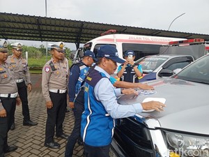 300 Petugas Siaga Tol Cisumdawu Saat Libur Nataru