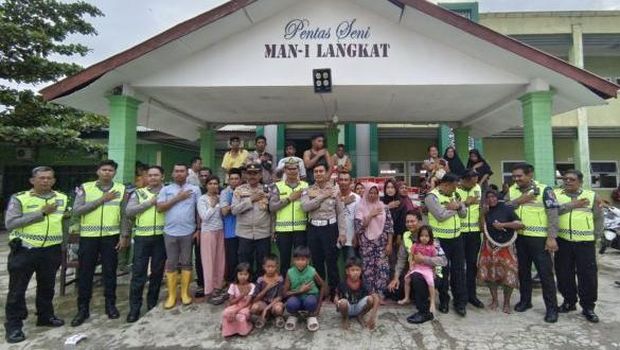 Bantuan ke Korban Bencana di Sumatera Bantuan ke Korban Bencana di Sumatera