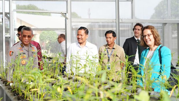 Delegasi Prancis kunjungi SPPG Polri Pejaten Delegasi Prancis kunjungi SPPG Polri Pejaten