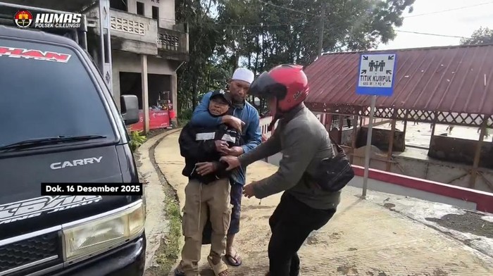 Momen Kapolsek Ringkus Perampok Lansia di Bogor Usai Nyamar Jadi Pak Haji