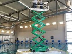 Bikin Ngeri & Ngilu! Aksi Karyawan Nekat Abaikan Keselamatan Kerja