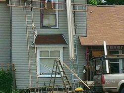 Bikin Ngeri & Ngilu! Aksi Karyawan Nekat Abaikan Keselamatan Kerja