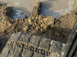 Bikin Ngeri & Ngilu! Aksi Karyawan Nekat Abaikan Keselamatan Kerja