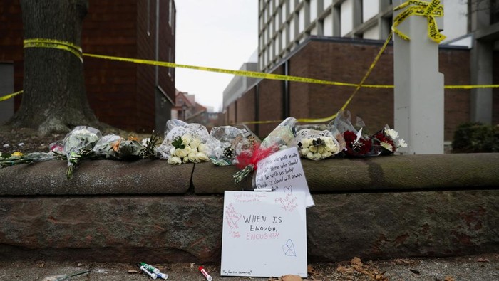 The Barus & Holley engineering building remains closed as the manhunt continues for the gunman, following a shooting at Brown University in Providence, Rhode Island, U.S. December 17, 2025.  REUTERS/Taylor Coester