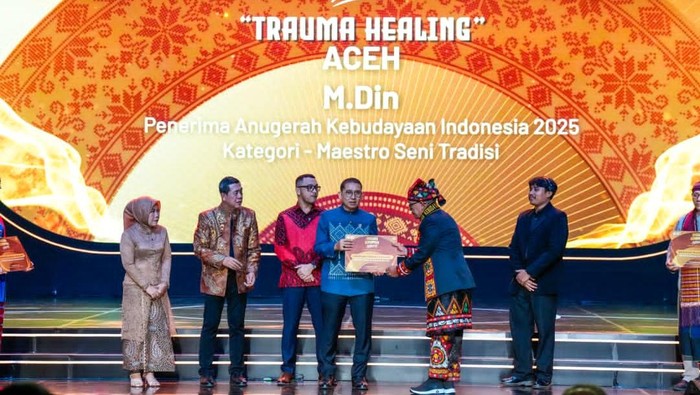 Gelar AKI 2025, Kemenbud Beri Penghargaan kepada Para Pegiat Budaya