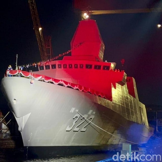 KRI Balaputradewa 322 Resmi Diluncurkan