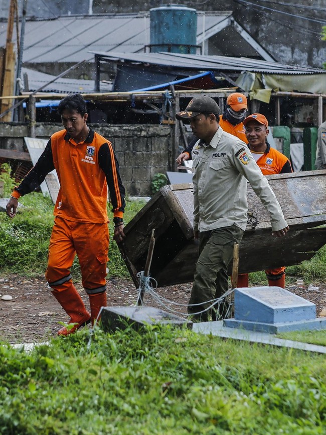 Lapak Liar Ditertibkan, TPU Kober Rawa Bunga Siap Tampung 450 Makam