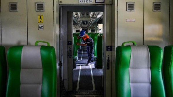 Melihat Kesiapan KA Feeder untuk Angkutan Natal dan Tahun Baru
