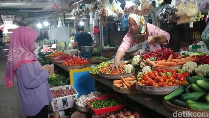 Harga Cabai di Trenggalek Mulai Stabil, Telur dan Wortel Justru Naik